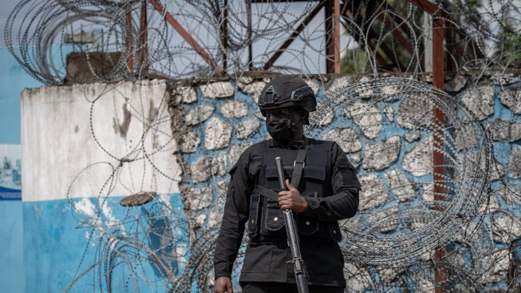 Au moins 43 personnes ont été tuées dans une attaque terroriste liée à Daesh en République Démocratique du Congo. Au moins 43 personnes ont été tuées dans une attaque terroriste liée à Daesh en République Démocratique du Congo.