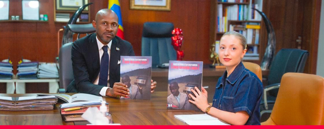 Alors que le porte-parole du gouvernement de la RDC s’engage à « renforcer la protection des journalistes », RSF appelle à des actions concrètes. Alors que le porte-parole du gouvernement de la RDC s’engage à « renforcer la protection des journalistes », RSF appelle à des actions concrètes.