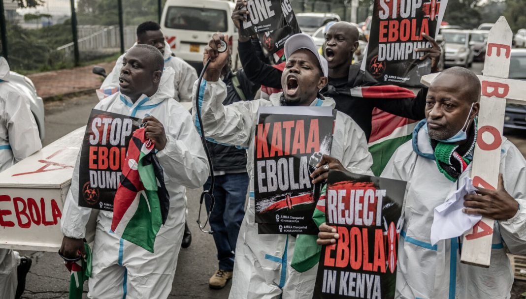 Manifestations au Kenya faisant des morts, révision du nombre de cas en RDC liés à l’Ebola. Manifestations au Kenya faisant des morts, révision du nombre de cas en RDC liés à l’Ebola.