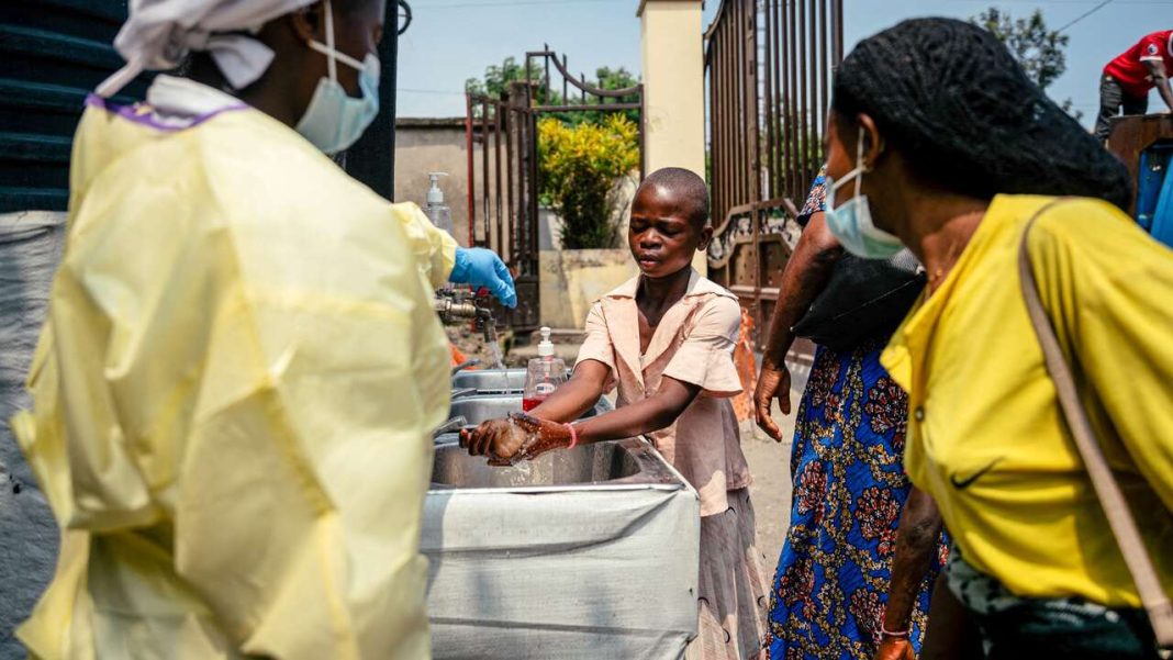 L’IRC prévient que l’épidémie d’Ebola en RDC est probablement beaucoup plus importante que les chiffres officiels ne l’indiquent. L’IRC prévient que l’épidémie d’Ebola en RDC est probablement beaucoup plus importante que les chiffres officiels ne l’indiquent.