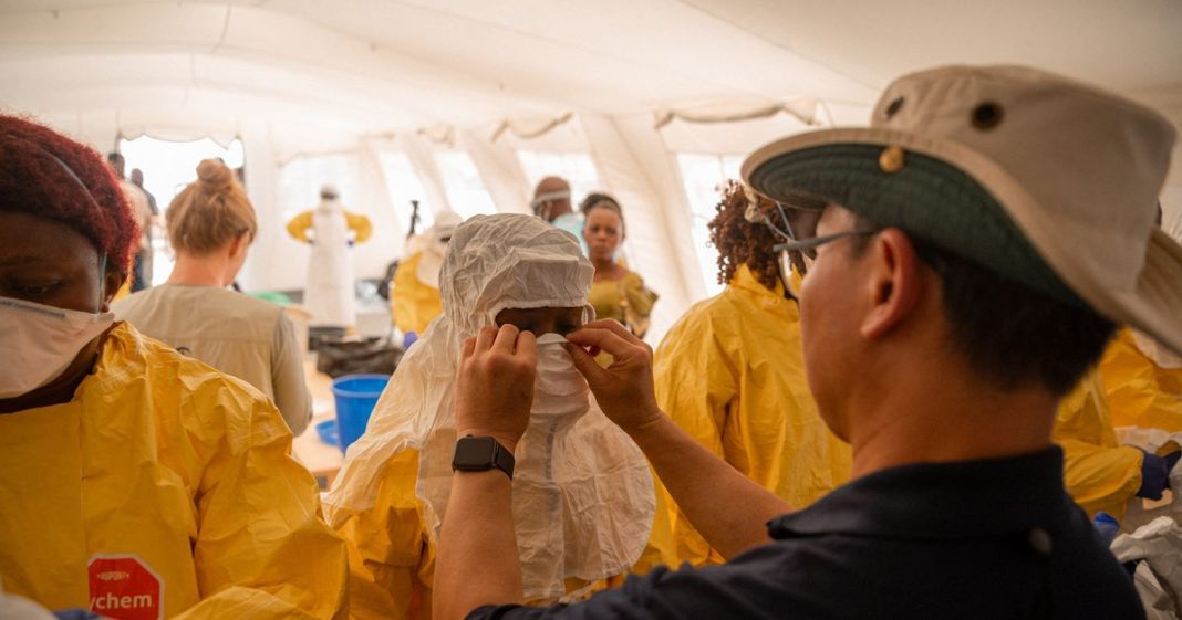 Un Américain testé positif à Ebola en République du Congo sera évacué. Un Américain testé positif à Ebola en République du Congo sera évacué.