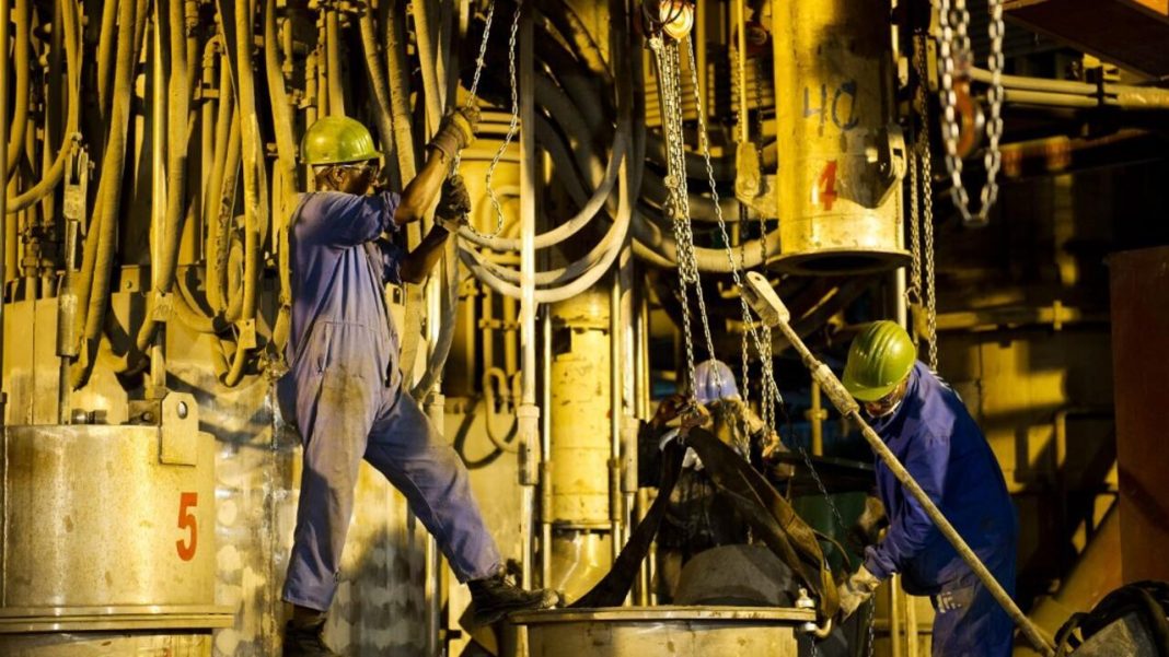 En République Démocratique du Congo, les entreprises minières vont-elles transférer 10 % de leur capital aux investisseurs nationaux ? – Afrique Économie. En République Démocratique du Congo, les entreprises minières vont-elles transférer 10 % de leur capital aux investisseurs nationaux ? – Afrique Économie.