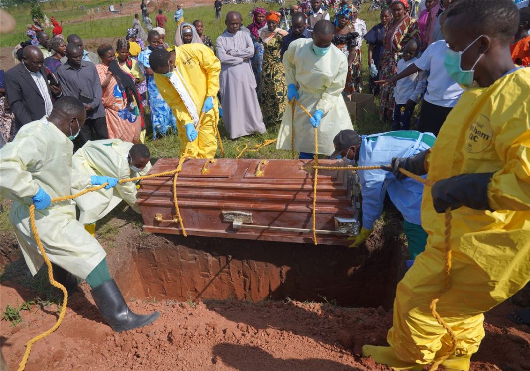 L’épidémie d’Ebola au Congo ne montre aucun signe de ralentissement et le nombre de décès dépasse 3 000. L’épidémie d’Ebola au Congo ne montre aucun signe de ralentissement et le nombre de décès dépasse 3 000.